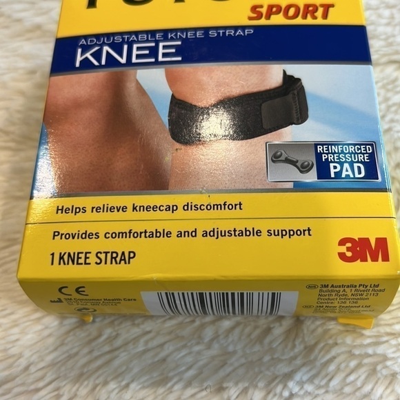 Futuro Sport adjustable knee support strap - Picture 3 of 6